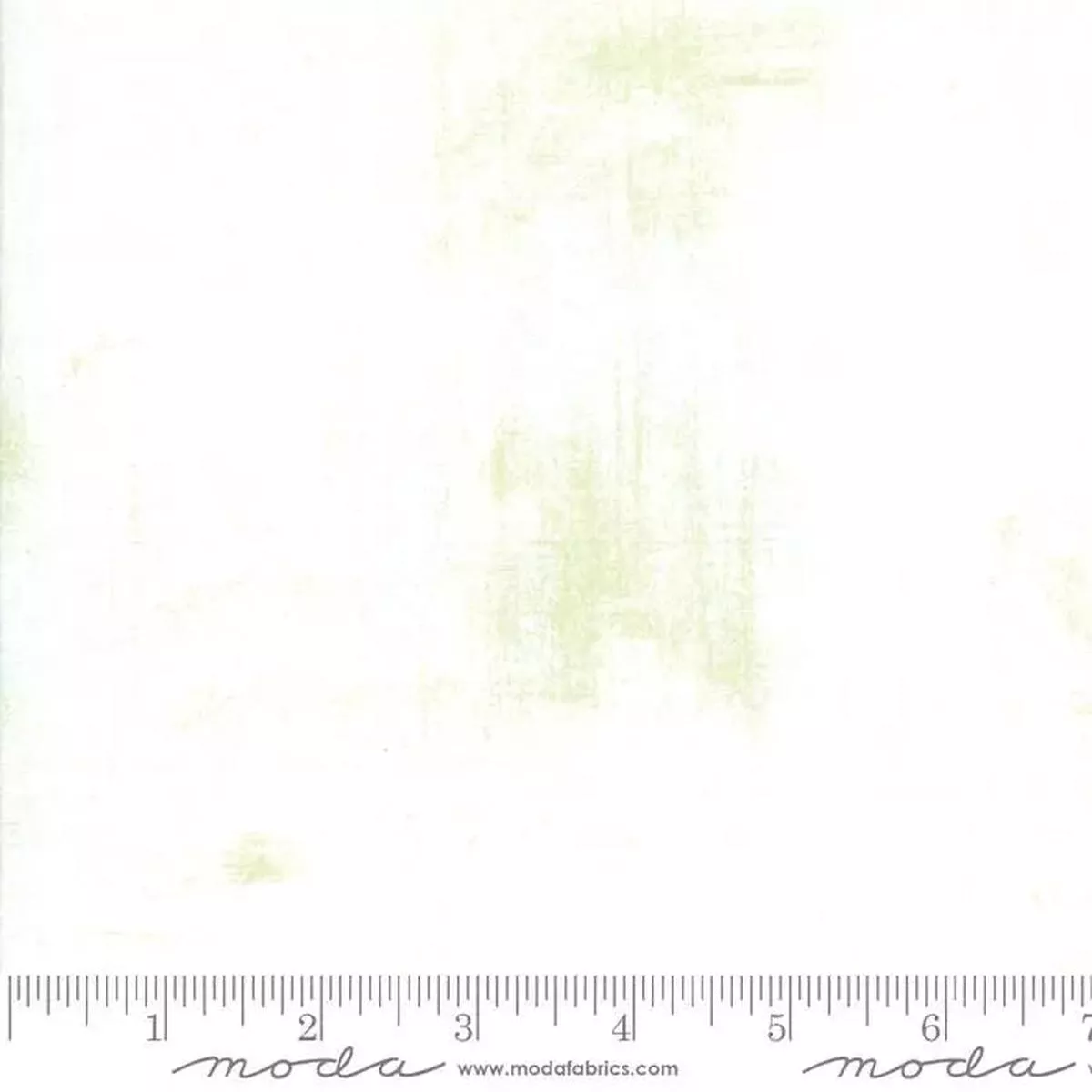 058 White Moda Grunge – Fat Quarter
